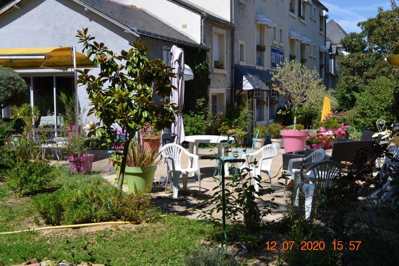 Hotel Le Castel Brissac-Quince Exterior foto