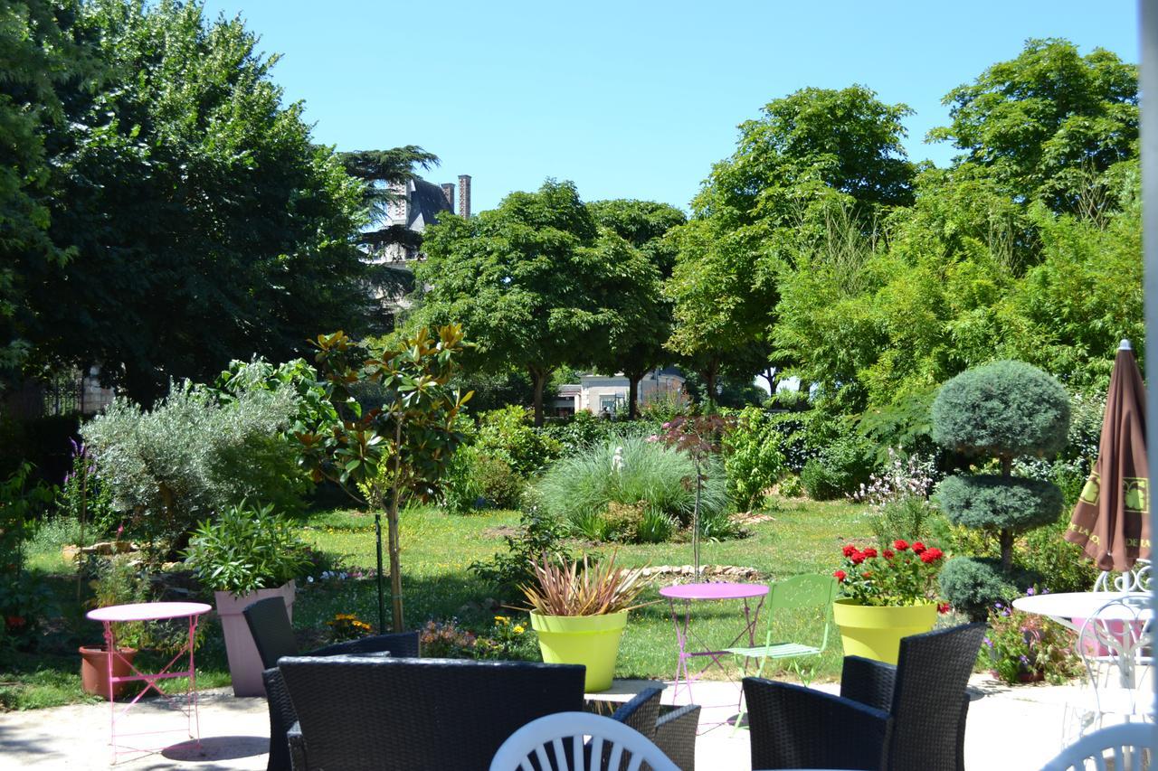 Hotel Le Castel Brissac-Quince Exterior foto