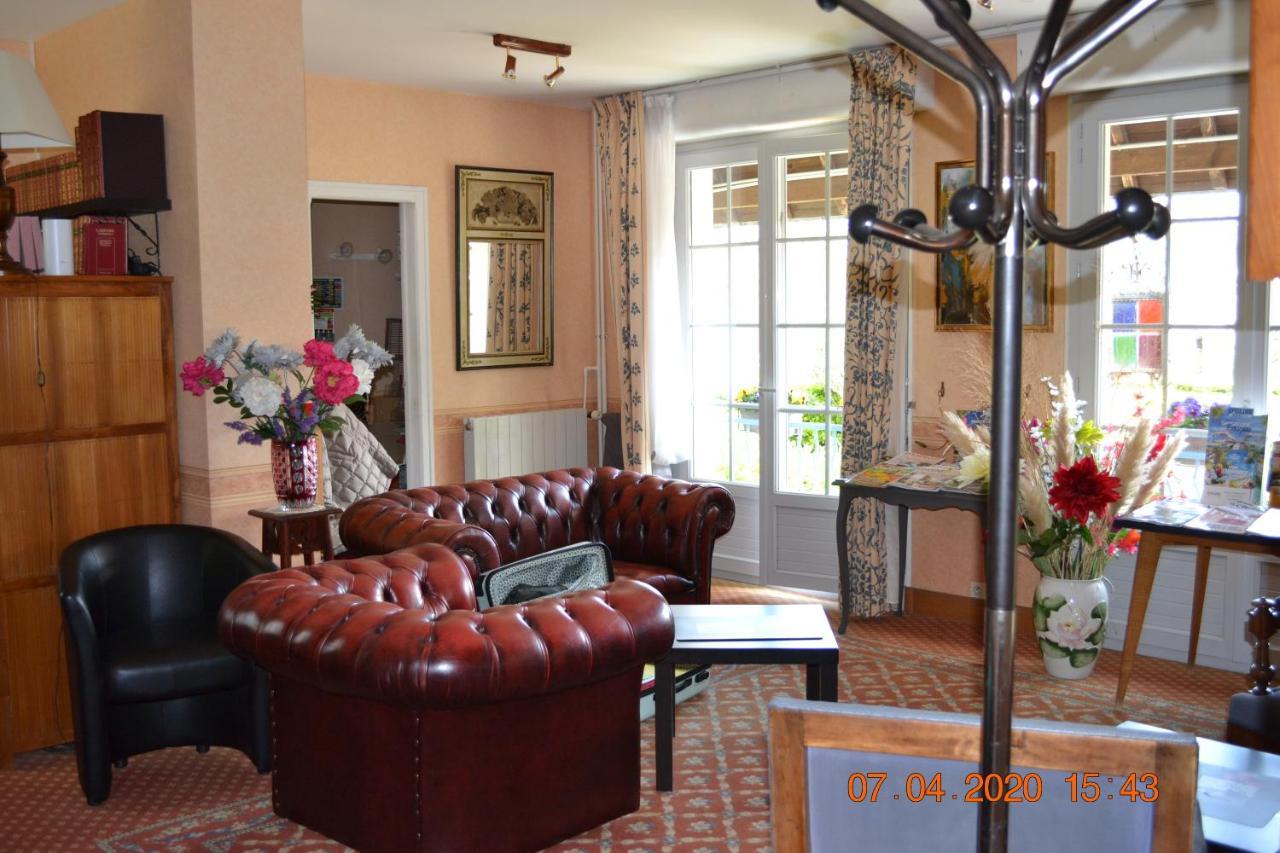 Hotel Le Castel Brissac-Quince Exterior foto