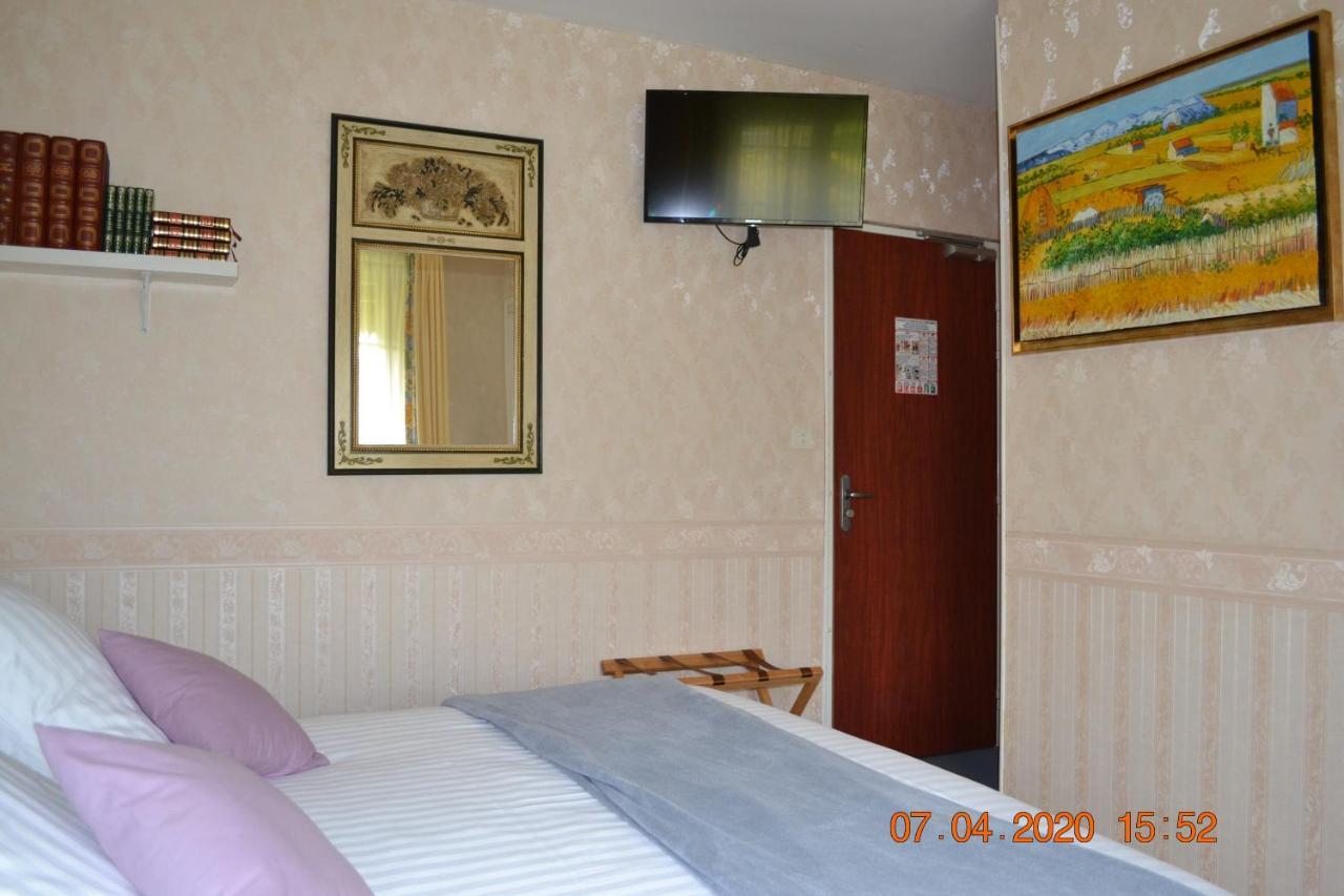 Hotel Le Castel Brissac-Quince Exterior foto
