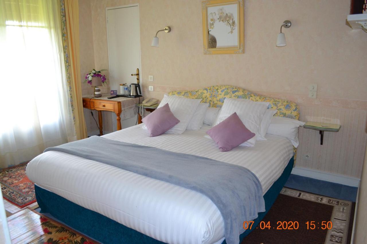 Hotel Le Castel Brissac-Quince Exterior foto